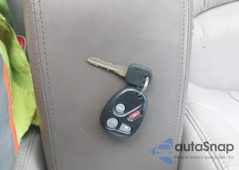 2004 Buick Park Avenue Ultra from USA, damaged, VIN 1G4CU541144115864